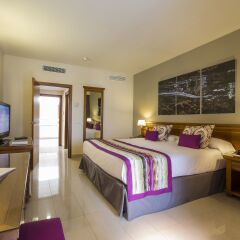 Отель Grand Palladium Palace Ibiza Resort & Spa - Все включено 5* Стандартный номер с различными типами кроватей