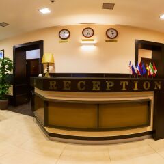 Lilia Hotel Yerevan ресепшен фото 2