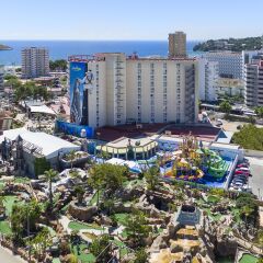 Отель Sol Katmandu Park & Resort пляж