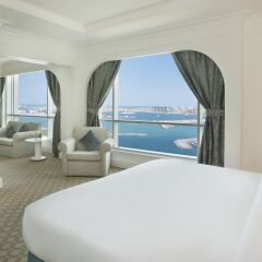 Отель Habtoor Grand Resort, Autograph Collection 5* Люкс