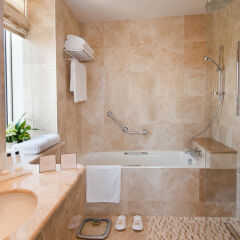 Гостиница Crowne Plaza Moscow World Trade Centre ванная