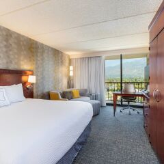 Отель Courtyard by Marriott Los Angeles Pasadena/Monrovia 3* Стандартный номер с двуспальной кроватью