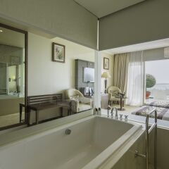 Отель Sea Links Beach Hotel Вьетнам, Фантхьет - 4 отзыва об отеле, цены и фото номеров - забронировать отель Sea Links Beach Hotel онлайн ванная