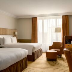Paris Marriott Champs Elysees Hotel 5* Улучшенный семейный номер с 2 отдельными кроватями