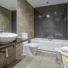 Отель Gran Via Suites Улучшенные апартаменты с различными типами кроватей