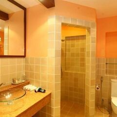 Отель The Pe La Resort, Phuket 4* Вилла с различными типами кроватей фото 3