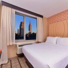Отель Holiday Inn New York City - Times Square 3* Стандартный номер с различными типами кроватей фото 7