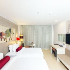 Отель Ramada by Wyndham Phuket Deevana Patong Номер Делюкс с различными типами кроватей фото 2