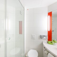 Отель ibis Berlin Hauptbahnhof 3* Стандартный номер с различными типами кроватей фото 4