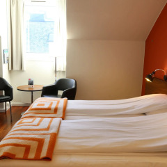 Thon Hotel Ålesund 3* Стандартный семейный номер с двуспальной кроватью