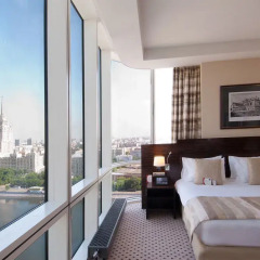 Гостиница Crowne Plaza Moscow World Trade Centre комната для гостей фото 7