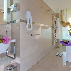 Отель Mercure Rimini Artis ванная фото 3