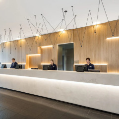 Hotel NH Düsseldorf City Nord ресепшен