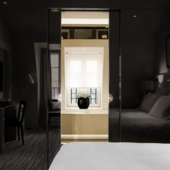 Отель Hôtel Montaigne 5* Номер Делюкс с различными типами кроватей