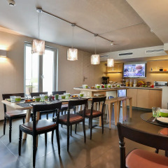 Отель Hôtel Le Marcel - Paris Gare de l'Est место для завтрака фото 2