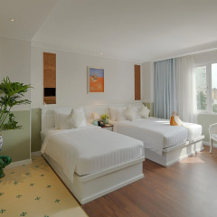 Au Lac II Hotel 4* Стандартный номер с различными типами кроватей