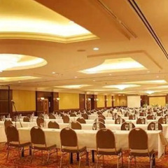 Prince Palace Hotel танцевальный зал