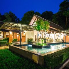Отель Tinidee Golf Resort at Phuket внутренний интерьер фото 3