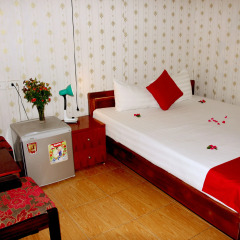 Hanoi Oriental Hotel 2* Стандартный номер с двуспальной кроватью