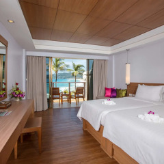 Отель Beyond Resort Karon 4* Улучшенный номер с различными типами кроватей