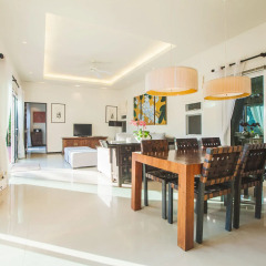 Отель Two Villas Holiday Oriental Style Layan Beach жилая площадь