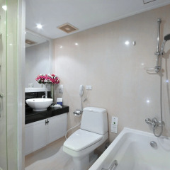 Отель Centre Point Sukhumvit 10 ванная