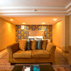 Victoria Crown Plaza Hotel 4* Люкс