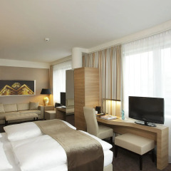 Ramada Hotel Berlin-Alexanderplatz 4* Полулюкс с различными типами кроватей фото 3