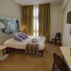 Hotel Arles Plaza 4* Стандартный номер