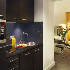 Adina Apartment Hotel Berlin Hackescher Markt 4* Апартаменты с различными типами кроватей фото 3