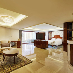 Отель Sheraton Sanya Bay Resort 4* Люкс повышенной комфортности с различными типами кроватей