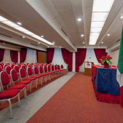 Quality Hotel Rouge et Noir Roma конференц-зал
