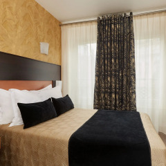 Отель Raspail Montparnasse 3* Стандартный номер с двуспальной кроватью