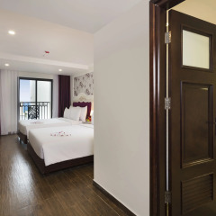 Bonjour Nha Trang Hotel 3* Представительский семейный номер с двуспальной кроватью