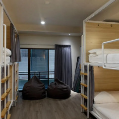 Отель Siam Mansion Hat Yai 2* Кровать в мужском общем номере с двухъярусной кроватью