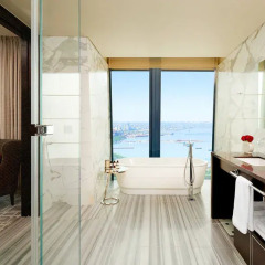 Отель Fairmont Baku at the Flame Towers ванная фото 4