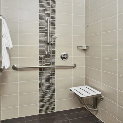 Отель Hilton Garden Inn Dubai Mall Of The Emirates ванная