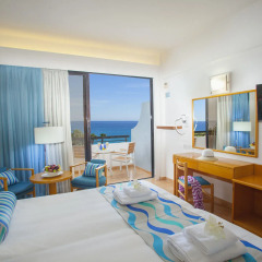 Отель Cavo Maris Beach 3* Стандартный номер с 2 отдельными кроватями фото 3
