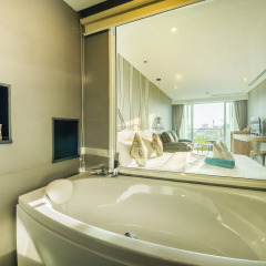 Отель New Nordic Ratana Suites ванная фото 2