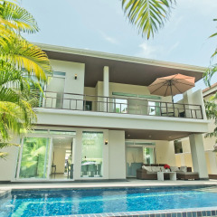 Отель Tropicana Pool Villa 4* Вилла с различными типами кроватей