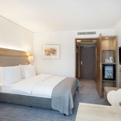 Отель Holiday Inn Nürnberg City Centre 4* Стандартный номер с различными типами кроватей