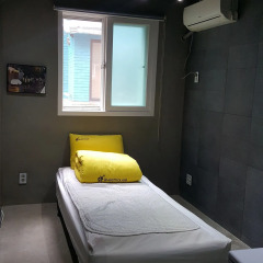 Отель 24 Guesthouse Garosu-gil (Gangnam) 2* Стандартный номер с различными типами кроватей фото 2