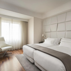 Отель NH Sanvy 4* Стандартный номер с различными типами кроватей
