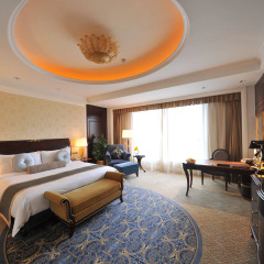 Grand Central Hotel Shanghai 4* Номер Делюкс с различными типами кроватей