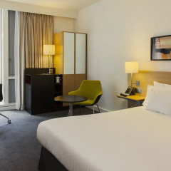 DoubleTree by Hilton Hotel Amsterdam Centraal Station 4* Стандартный номер с различными типами кроватей