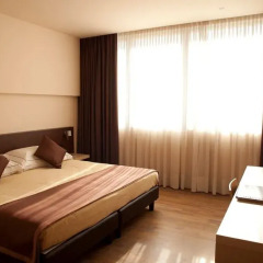 Отель Airporthotel Verona Congress & Relax комната для гостей