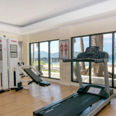 Отель Thavorn Beach Village Resort & Spa Phuket гимнастика
