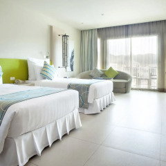 Отель Millennium Resort Patong Phuket 5* Улучшенный номер