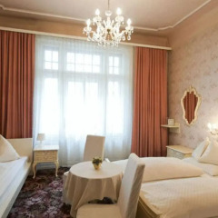 Hotel Pension Baronesse 4* Номер Комфорт с различными типами кроватей фото 5