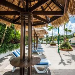 Andaman Beach Suites Hotel открытая веранда фото 3